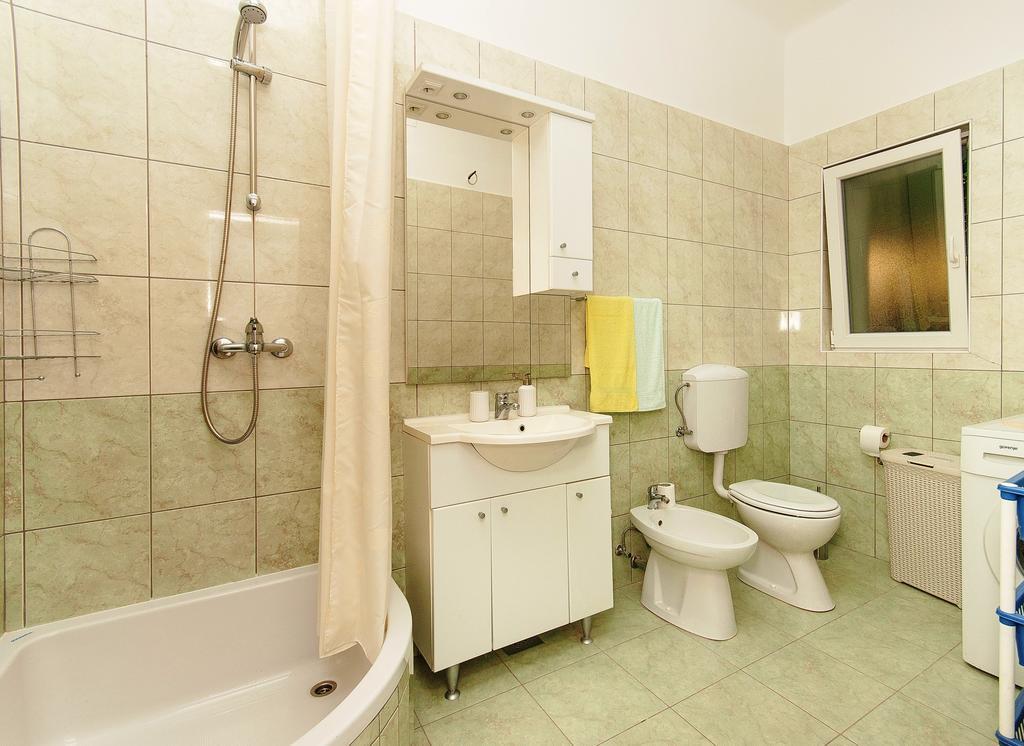 Tanja Apartment 오미스 외부 사진